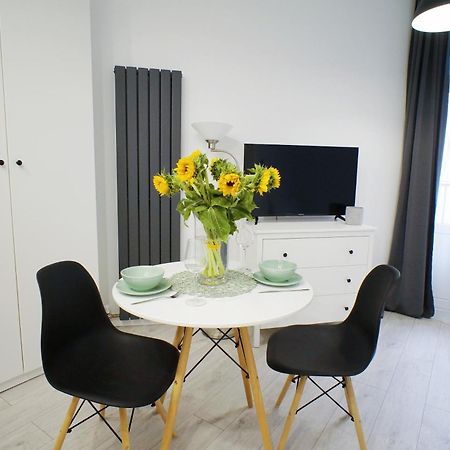 Polonia Art Apartments In The City Center 카토비체 외부 사진