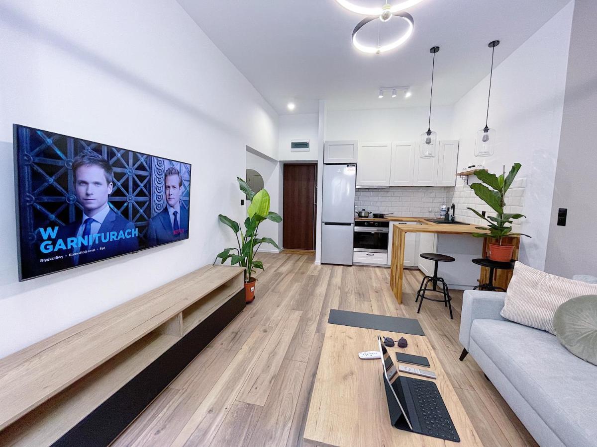 Polonia Art Apartments In The City Center 카토비체 외부 사진