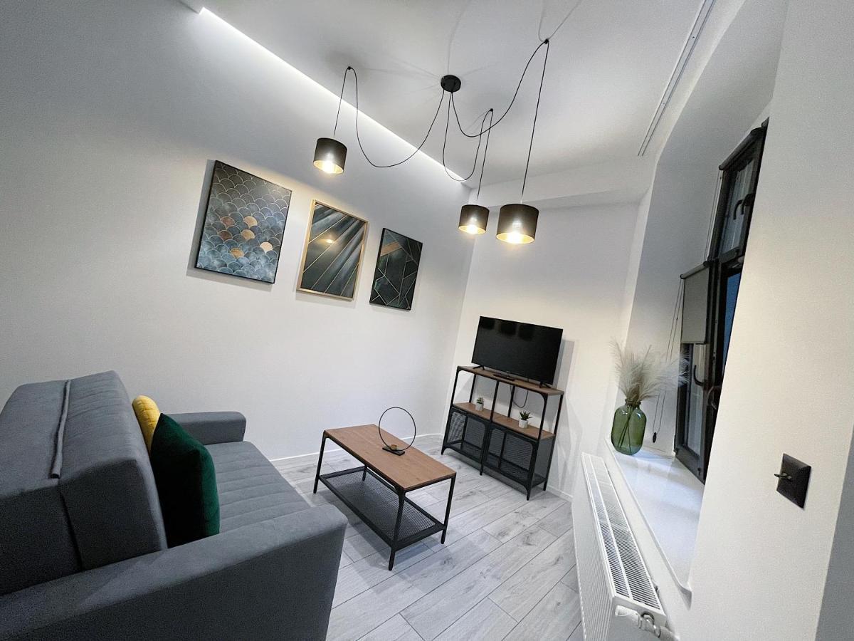 Polonia Art Apartments In The City Center 카토비체 외부 사진