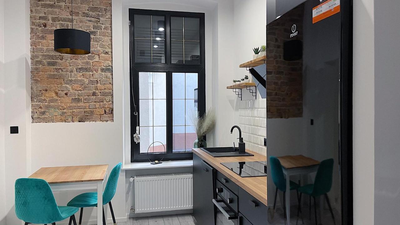 Polonia Art Apartments In The City Center 카토비체 외부 사진