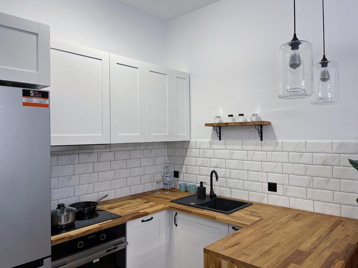 Polonia Art Apartments In The City Center 카토비체 외부 사진