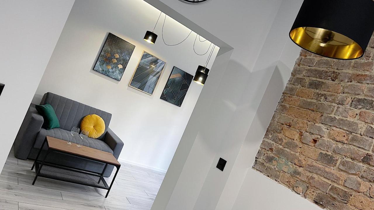 Polonia Art Apartments In The City Center 카토비체 외부 사진