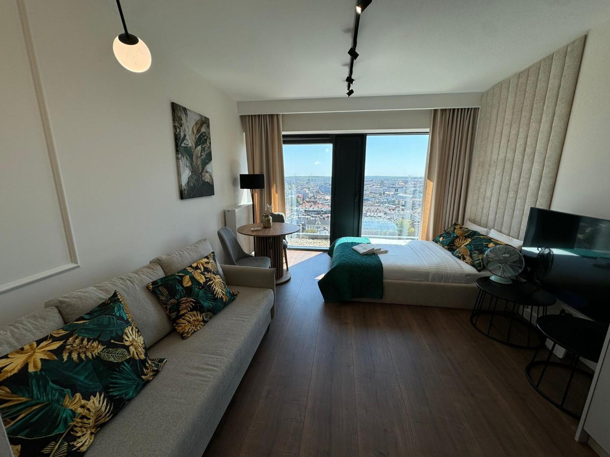 Polonia Art Apartments In The City Center 카토비체 외부 사진
